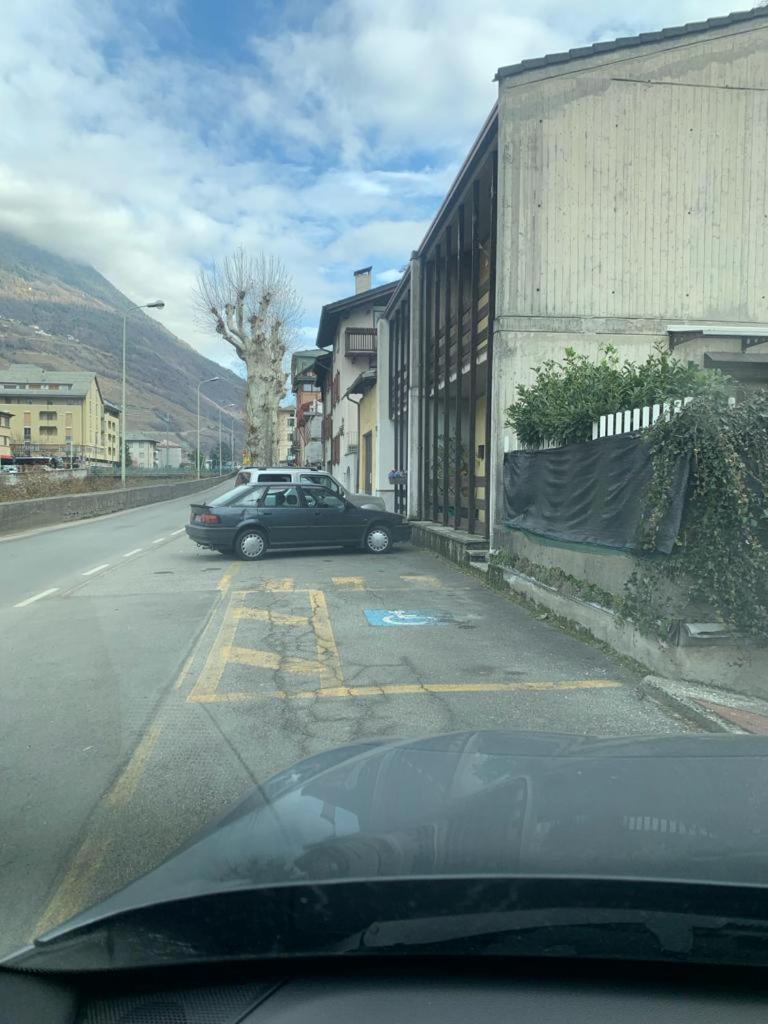 Ferienwohnung Alfiume B Tirano Exterior foto