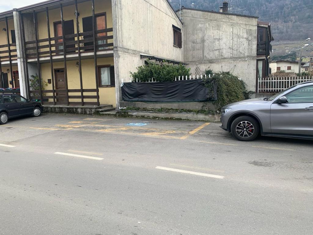 Ferienwohnung Alfiume B Tirano Exterior foto